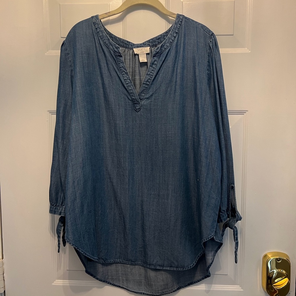 Loft Outlet Lounge Chambray tie sleeve shirt